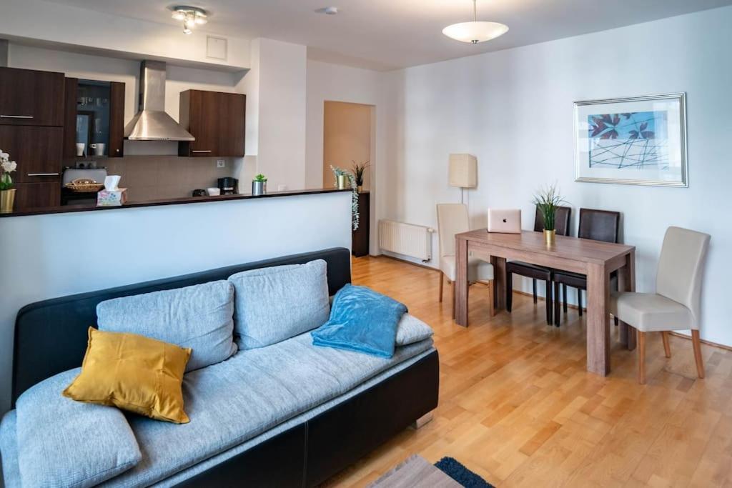 Free Parking! Soho Budapest 304, 4 Ppl, Ac, Fast Wifi, Smart Tv Exterior foto